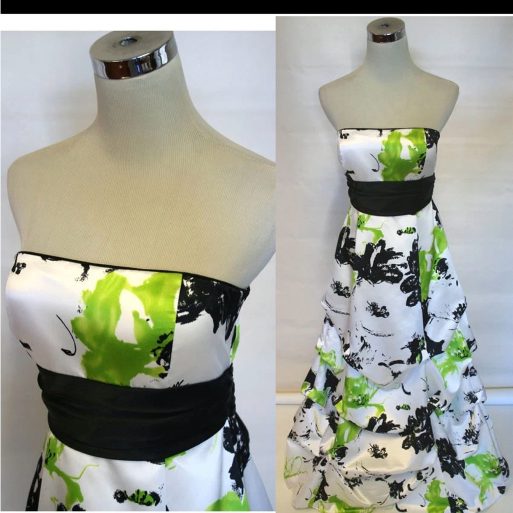 Jump Strapless Black and Green Floral Dress